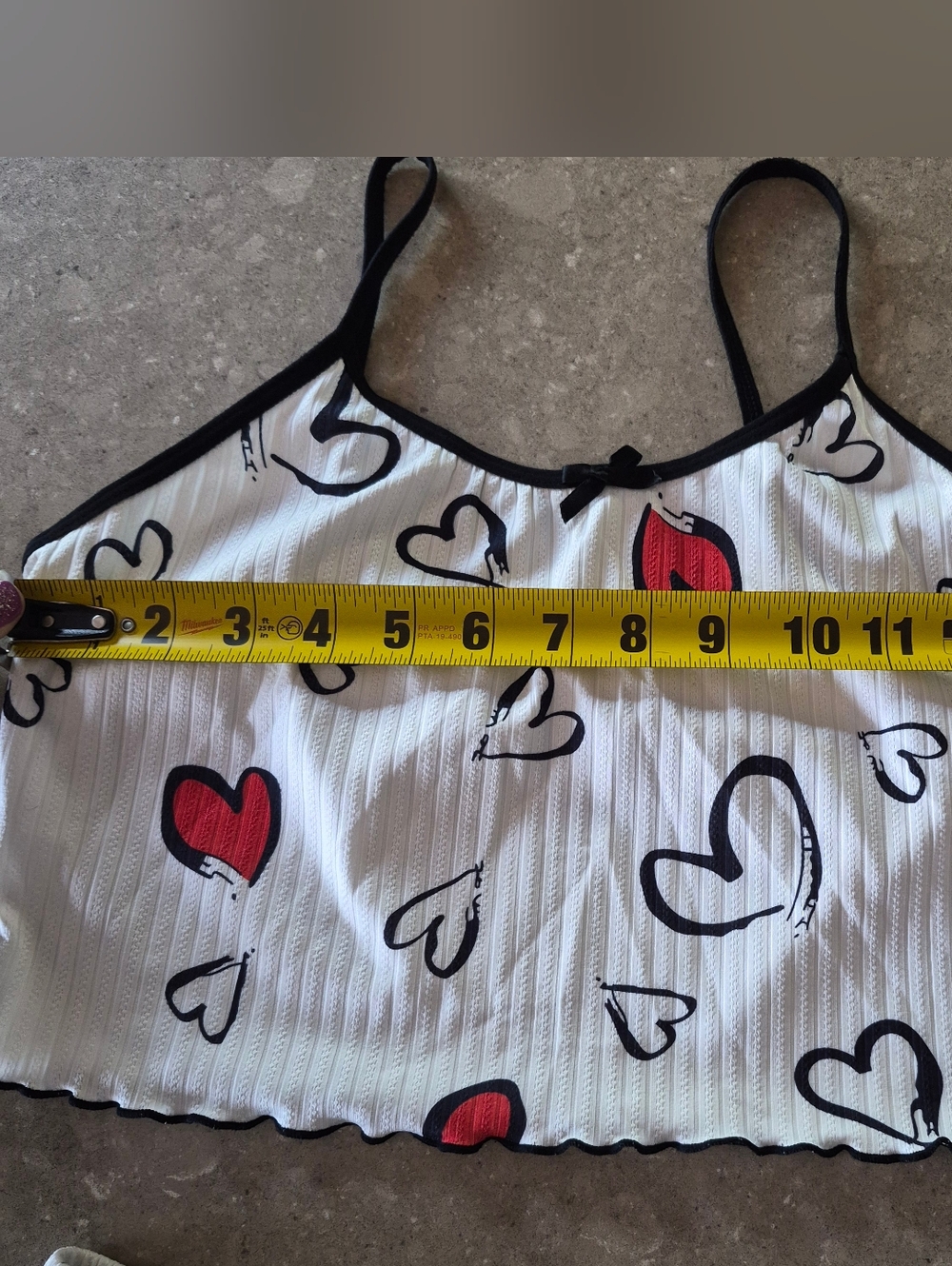 Sleep Set 2pc Shorts & Cropped Tank Top Sz Med Hearts White Red Black - Picture 10 of 12